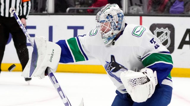Canucks’ Pettersson views contract status as a non-issue