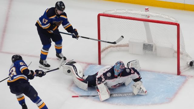 Blues Coach Bannister Critiques Team Performance as ‘Passenger’ in Loss to Blue Jackets