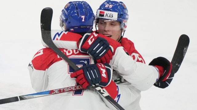 Canada’s World Junior Journey Comes to an End with a Heartbreaking Loss Due to a Late Goal