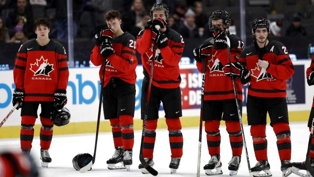 The Hockey World’s Reaction to Canada’s Surprising Loss to Czechia: A Gut-Wrenching Upset