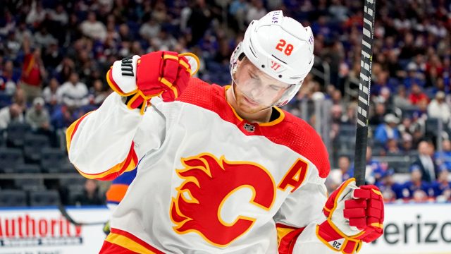 Hockey World Reacts to Lindholm Trade between Canucks and Flames: A Closer Look at the Tidy Business