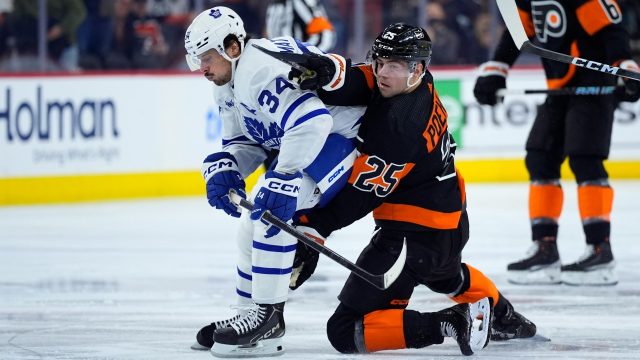 Maple Leafs' Coach Keefe Criticizes Team Performance Following Loss to Flyers