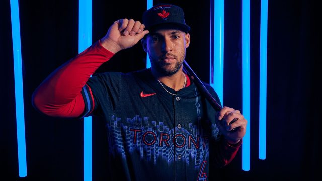 Analyzing the Blue Jays City Connect jersey design with a specialist