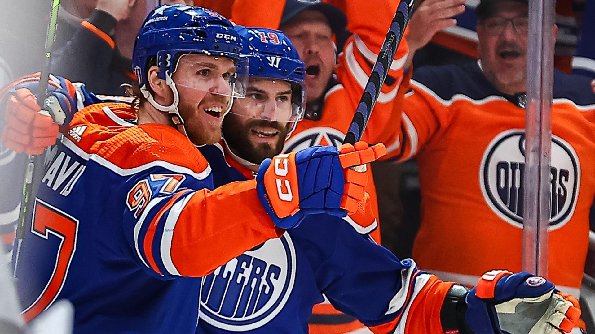 Edmonton Oilers’ Nurse uses his body to block shot from Marchment