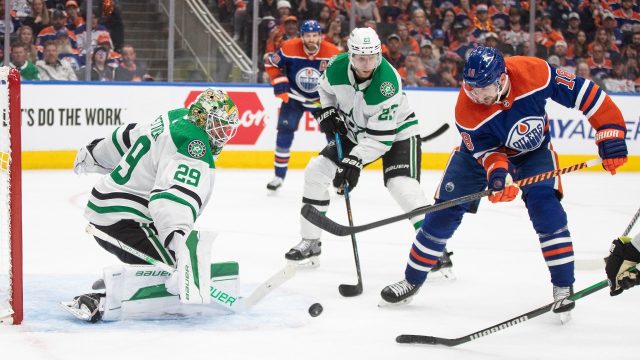 Oilers coach Knoblauch hints at potential lineup adjustments for Game 4