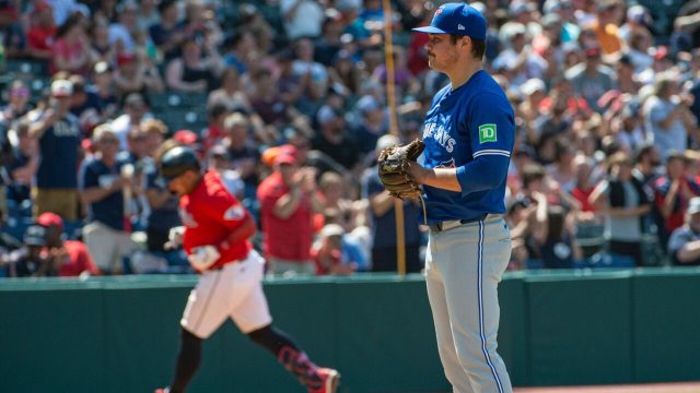 Blue Jays suffer seventh consecutive loss after bullpen fails to hold lead against Red Sox