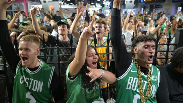 Boston Celtics defeat Dallas Mavericks to win their 18th NBA championship, setting a new franchise record