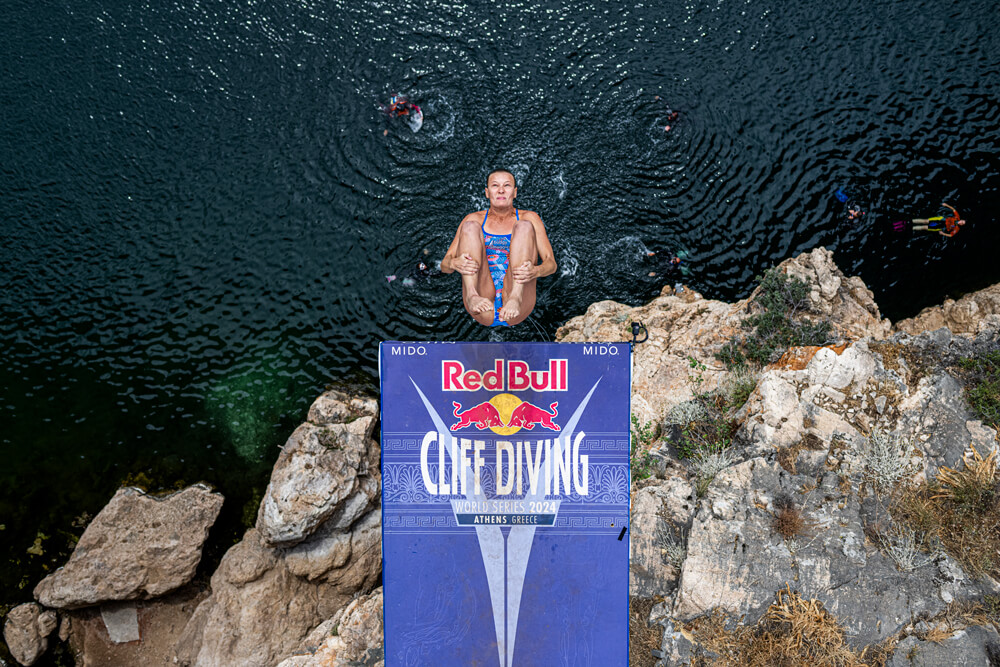 Exploring the World of Professional Cliff Diving: Precision, Electricity, and Brain-Bending Feats