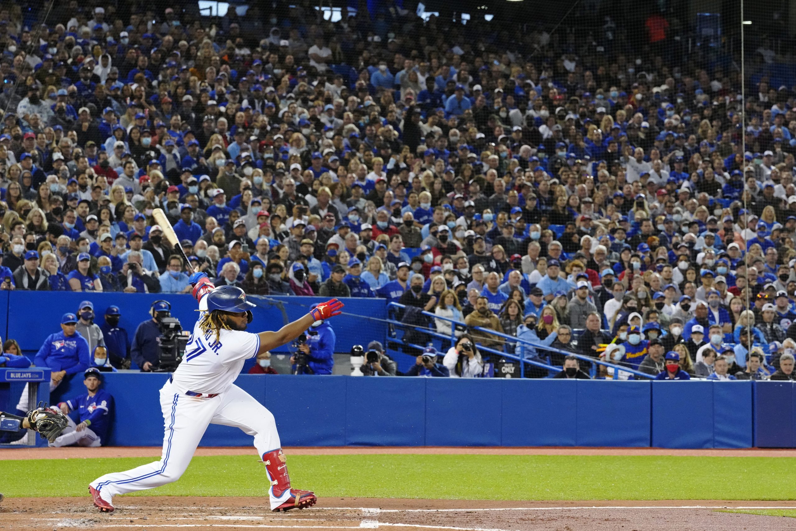 Toronto Blue Jays face off against Boston Red Sox on Sportsnet