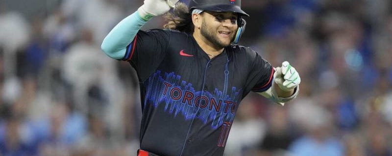 Bichette placed on injured list with right calf strain, Barger recalled by Blue Jays