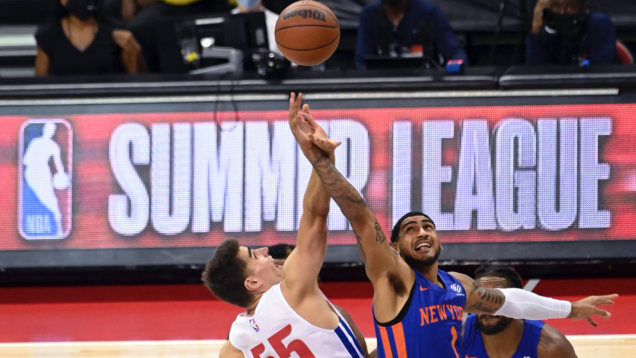 Bronny James makes four-point debut in Lakers Summer League