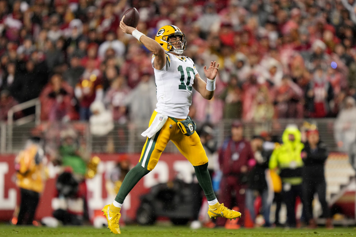 Jordan Love becomes the NFL's highest-paid quarterback, according to report from Packers