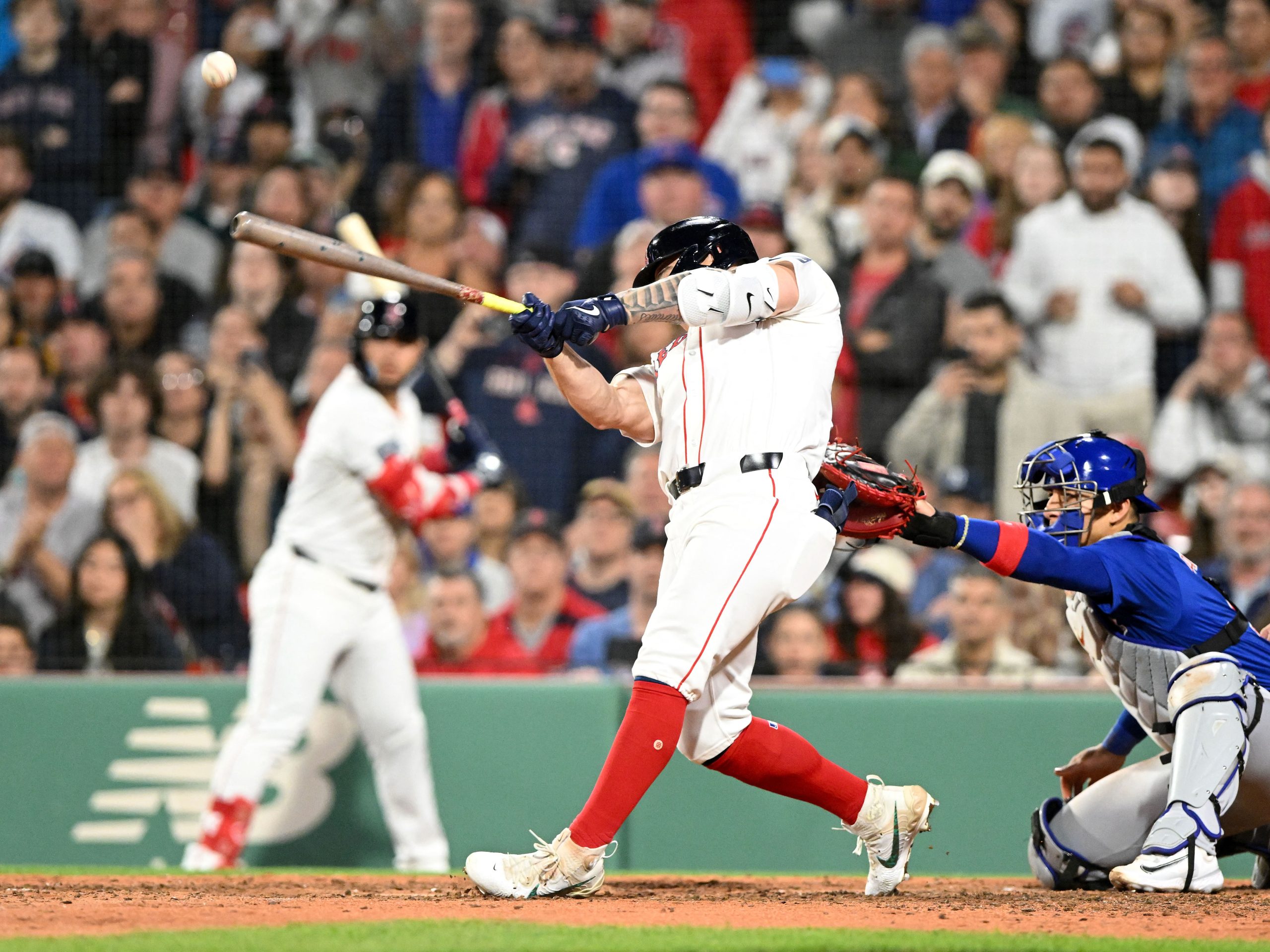 O'Neill hits second home run in the 10th inning against Dodgers for Red Sox