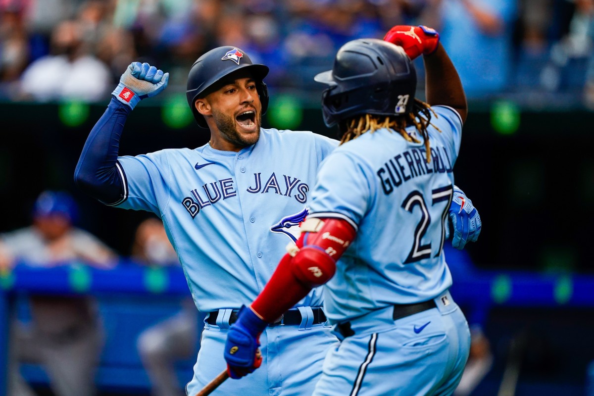 Springer hits leadoff home run with fastball against Blue Jays