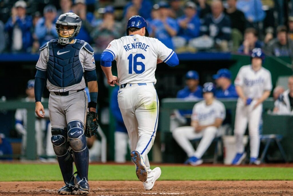 Chicago Cubs defeat Toronto Blue Jays in extra innings with a score of 6-5