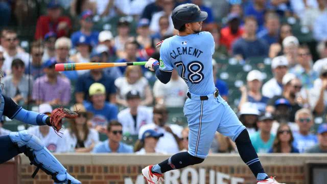 Clement explains how he hit a home run on a pitch near his eyes with a stroke of luck