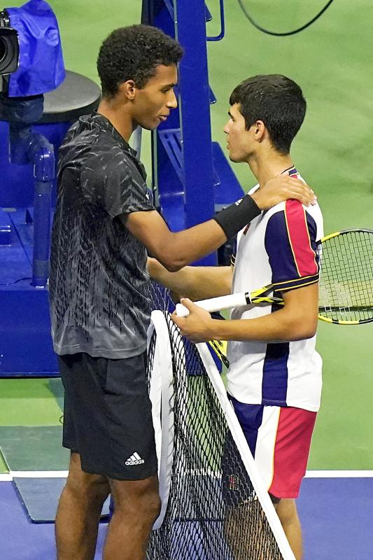 Felix Auger-Aliassime of Canada to compete for bronze medal following defeat by Carlos Alcaraz