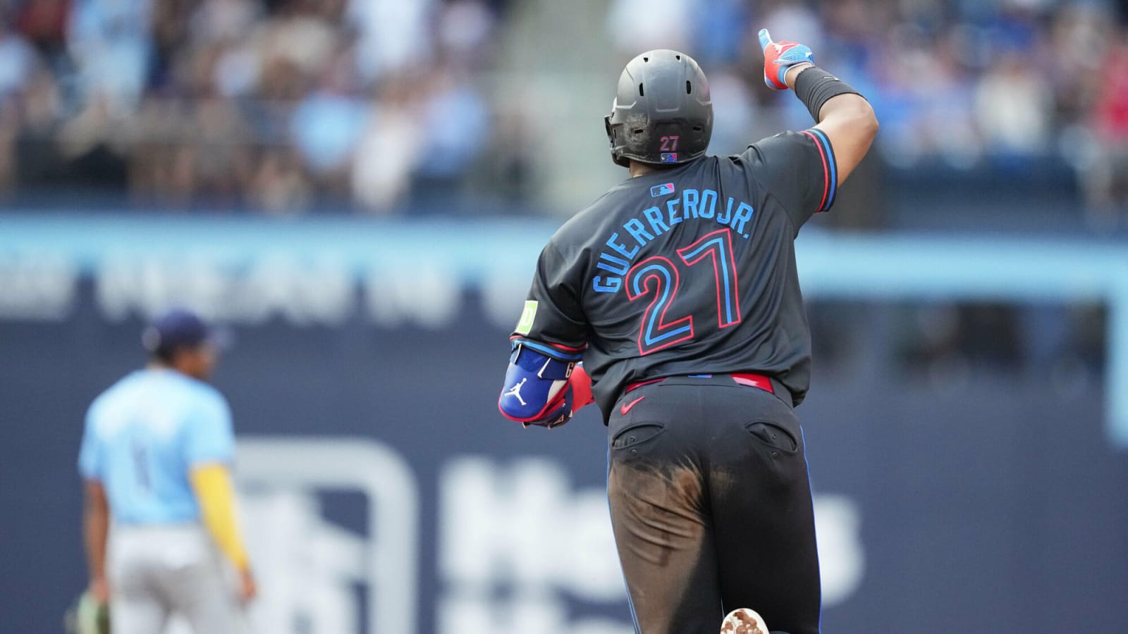 Guerrero Jr. hits two-run home run in Blue Jays' victory over Angels