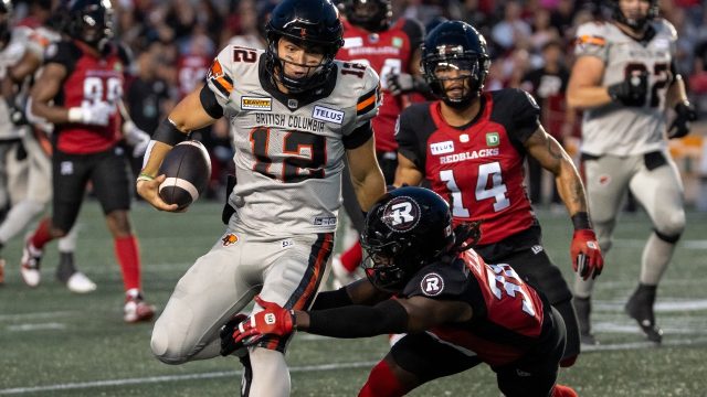 Jaelon Acklin of the Redblacks Leaves Game on Stretcher but Retains Full Movement in Extremities