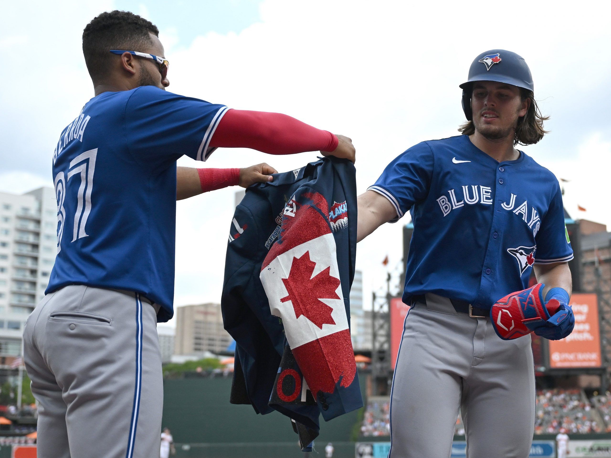 Loperfido of the Blue Jays hits a triple and scores on Guerrero Jr.'s single