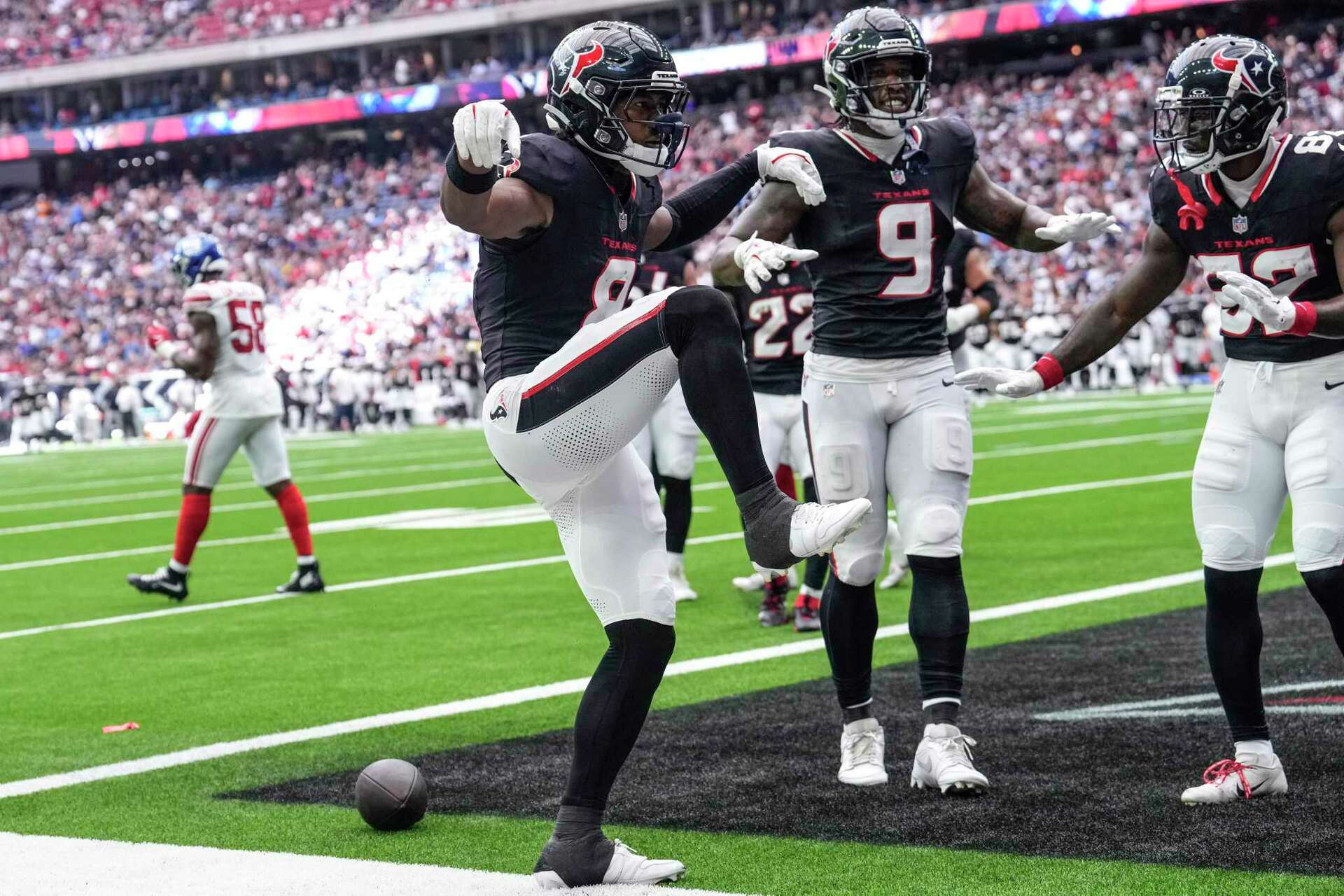 Metchie III of the Texans scores his first NFL touchdown in pre-season game