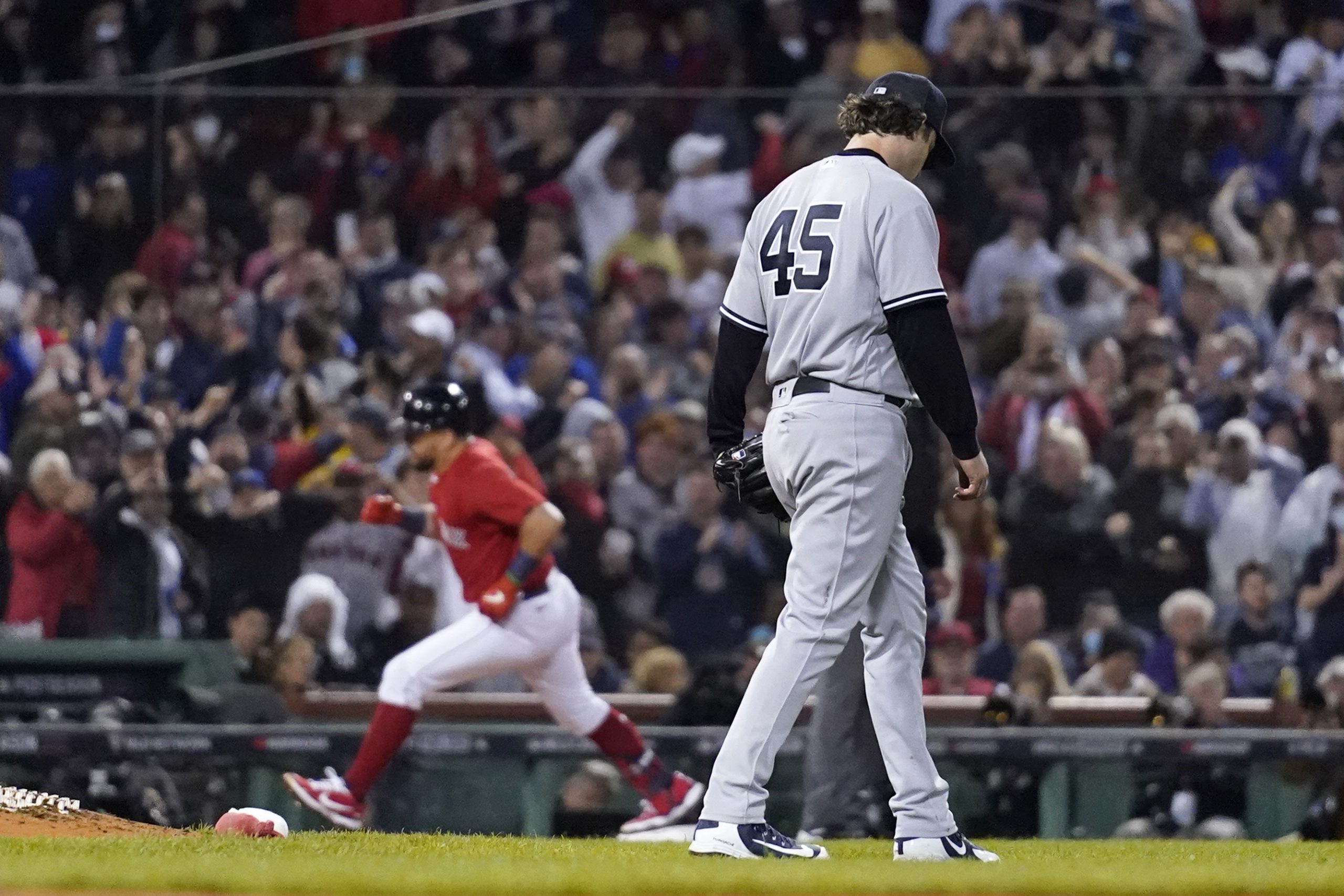 Nationals’ Crews hits first career double off Cole