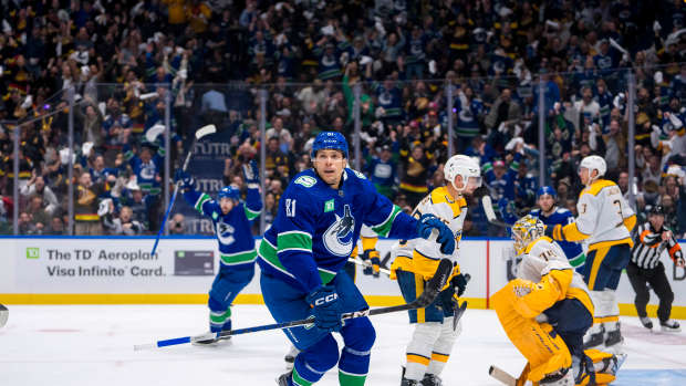 Alex Edler to retire with Canucks after signing one-day contract