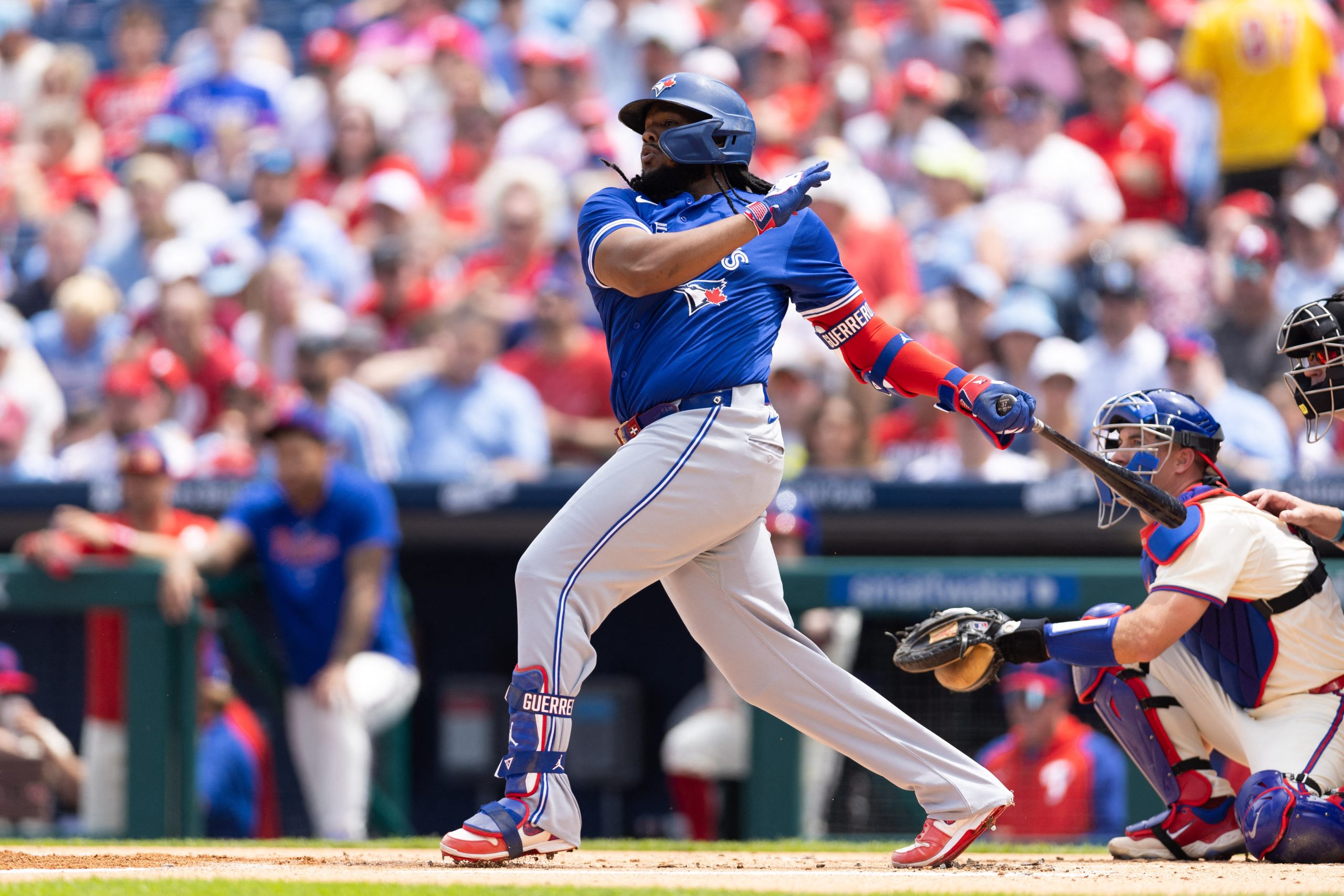 Blue Jays score six runs in first inning against Phillies