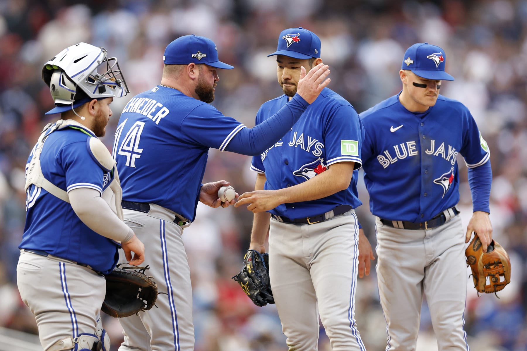 Braves' Murphy's walk-off hit secures victory over Blue Jays in extra innings