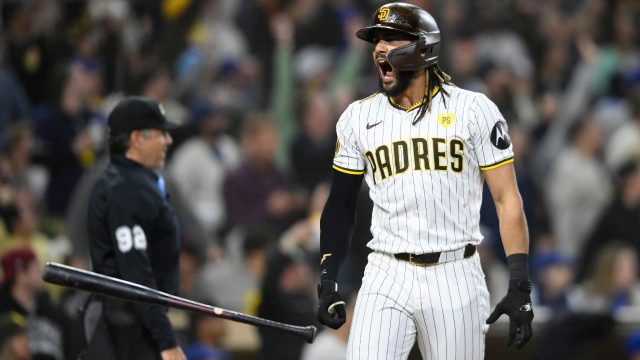 Henderson's home run leads Orioles to victory over White Sox, extending losing streak to 11 games