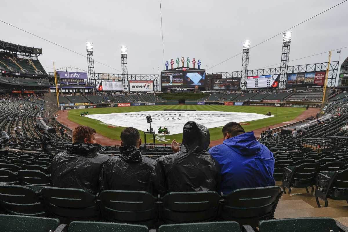 Major League Baseball game between the Chicago White Sox and the Baltimore Orioles airing on Sportsnet.