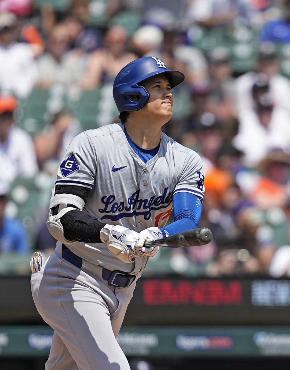 Shohei Ohtani Moves Closer to Achieving 50-50 Milestone as Dodgers Defeat Cubs