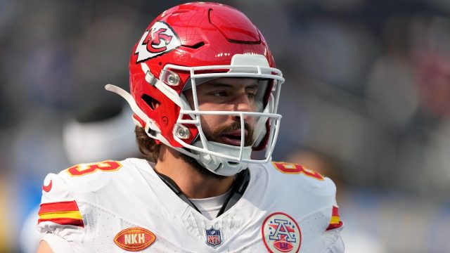 Smith-Schuster and Perine are active for Chiefs' opener against Ravens