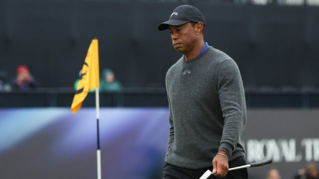 Tiger Woods undergoes successful back surgery